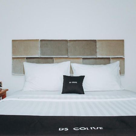 Ds Colive Marina Airport Hotell Semarang Exteriör bild